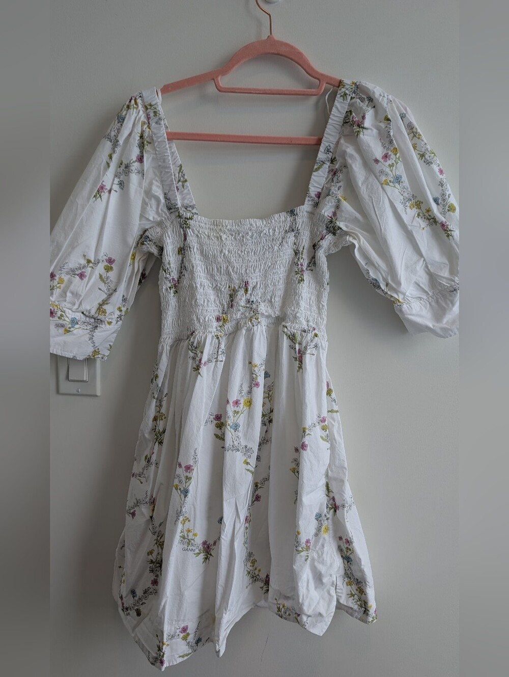Ganni White Puff Sleeve Delicate Flower Pattern Dress With Pockets